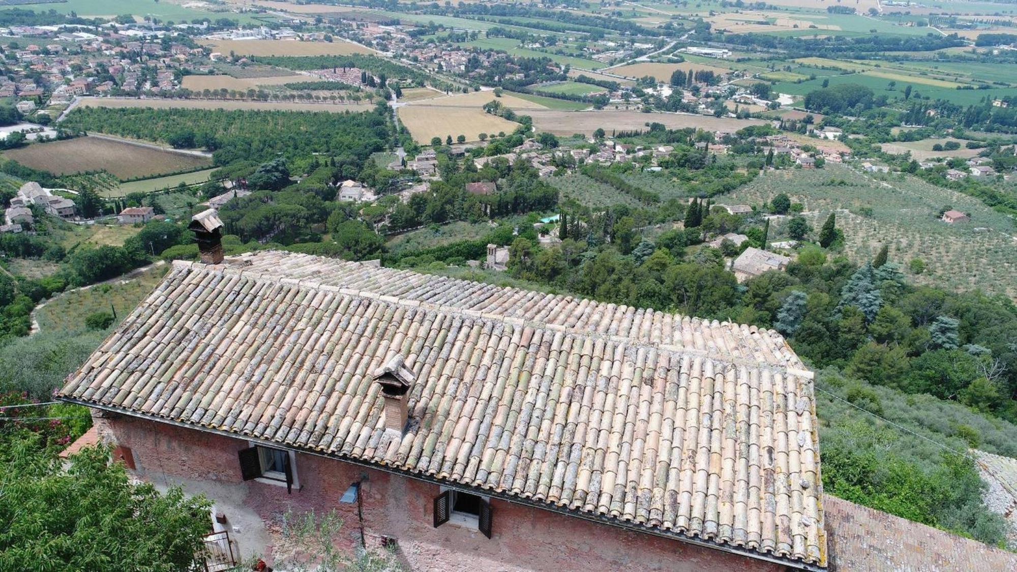 Villa Rurale Nei Pressi Castello Campello sul Clitunno Zewnętrze zdjęcie