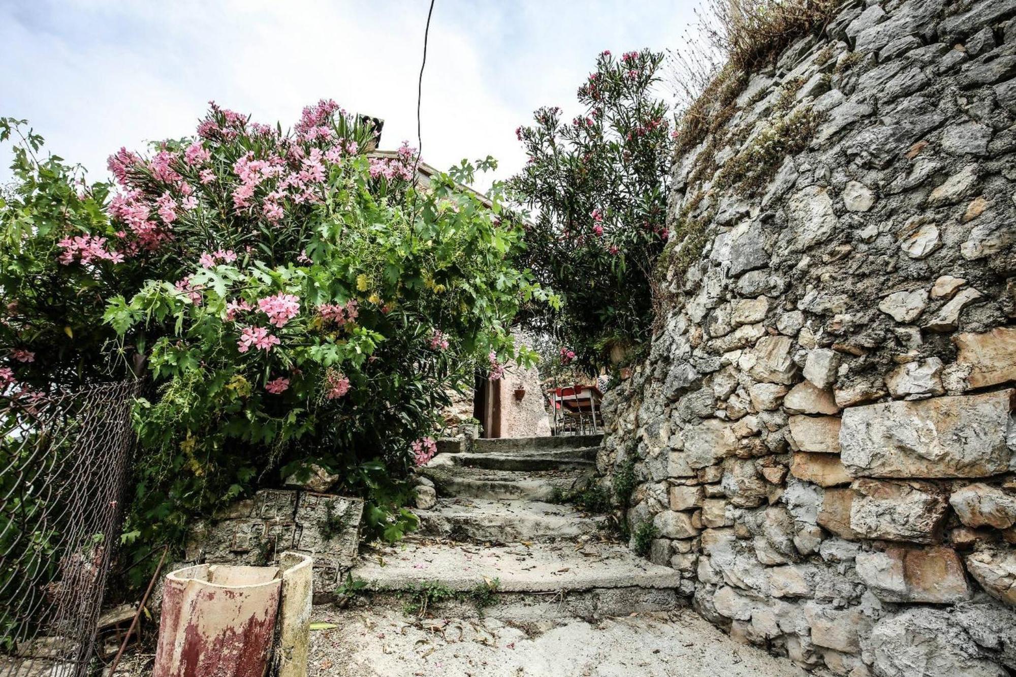 Villa Rurale Nei Pressi Castello Campello sul Clitunno Zewnętrze zdjęcie